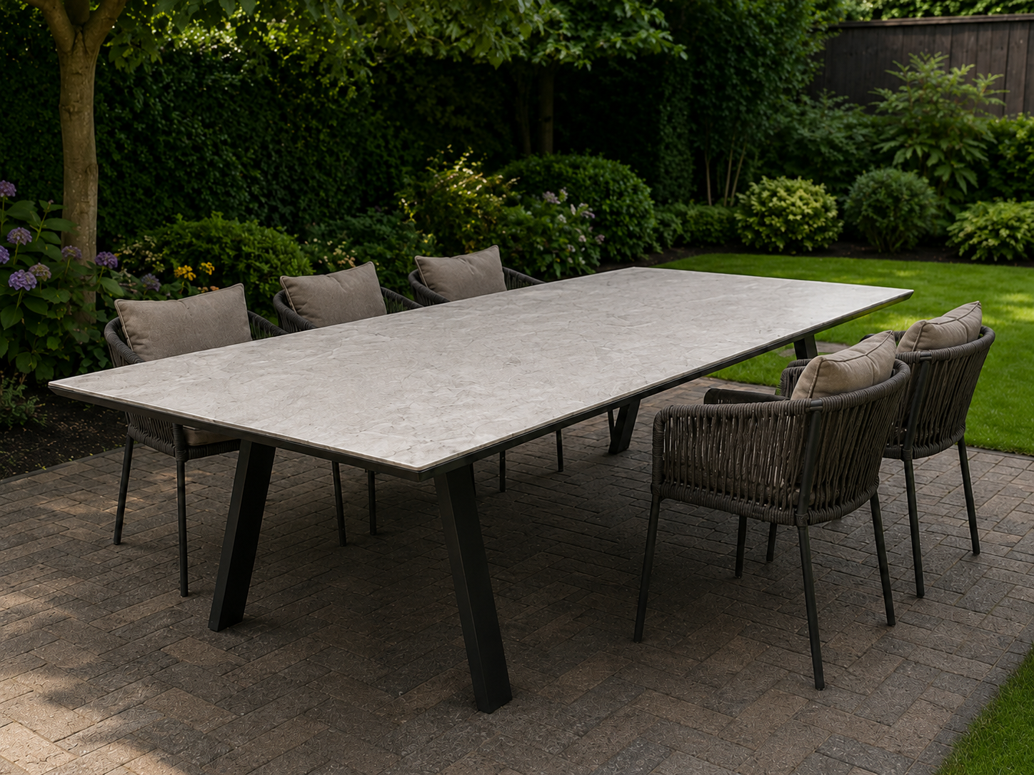 Apollp white kwartsiet Tuintafel